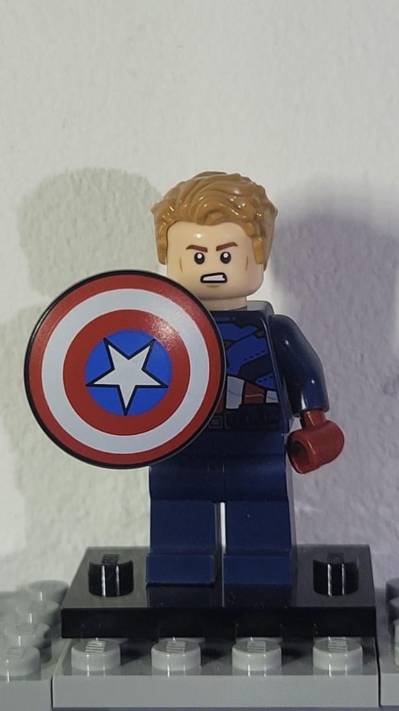 LEGO Minifigure-Captain America-In zeer goede staat, Kinderen en Baby's, Speelgoed | Duplo en Lego, Zo goed als nieuw, Lego, Complete set
