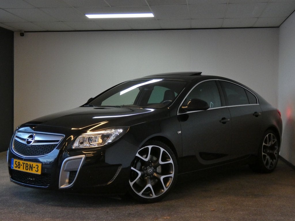 Opel Insignia 2.8 T OPC 4x4 Nwe APK Automaat! (bj 2012), Auto's, Automaat, Euro 5, Gebruikt, Zwart