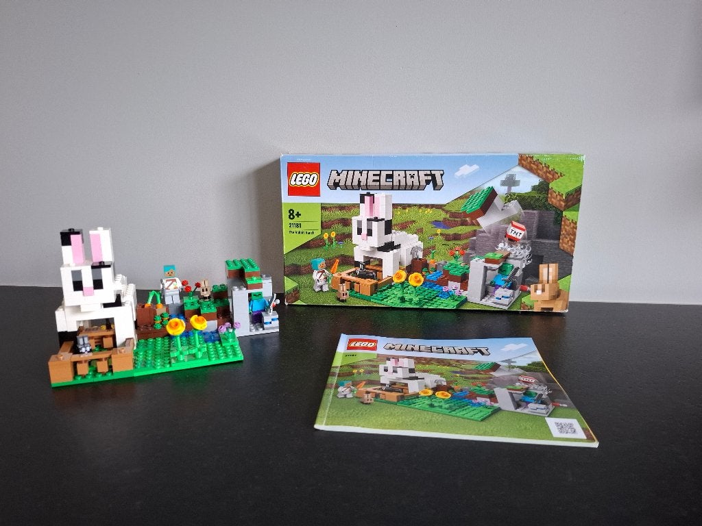 Lego Minecraft 21181 The Rabbit Range + doos, Kinderen en Baby's, Minecraft, Lego, Ophalen of Verzenden, Zo goed als nieuw