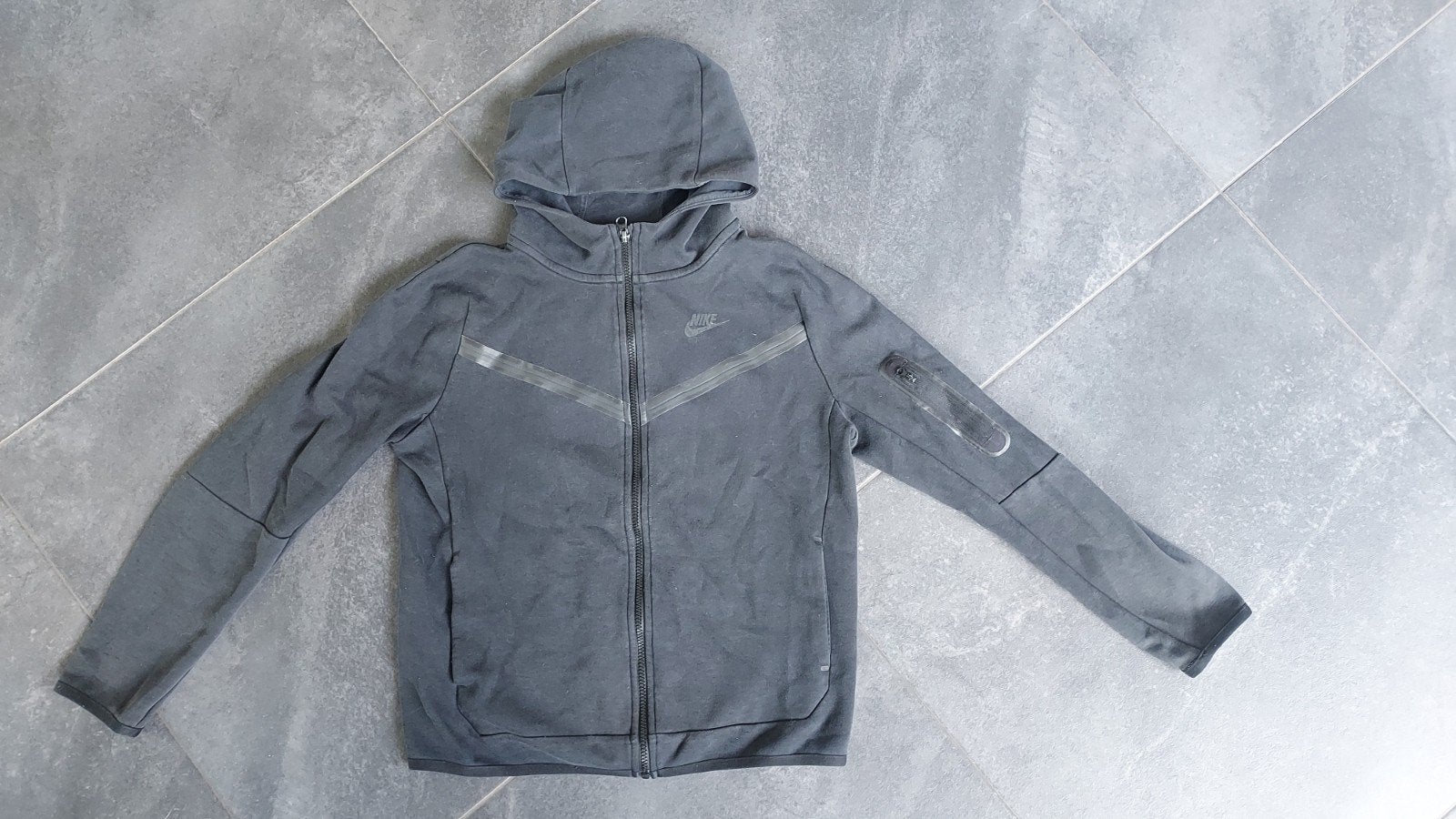 Nike Tech vest maat 158-170, Jongen of Meisje, Trui of Vest, Ophalen of Verzenden, Zo goed als nieuw
