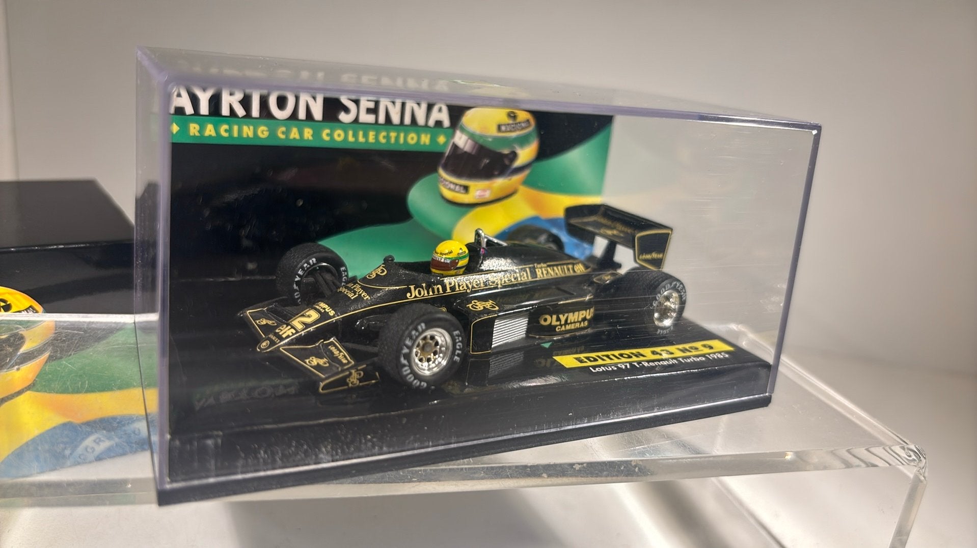 F1 lotus 97 t - renault turbo senna 1985 minichamps 1.43, Auto, Ophalen of Verzenden, MiniChamps, A