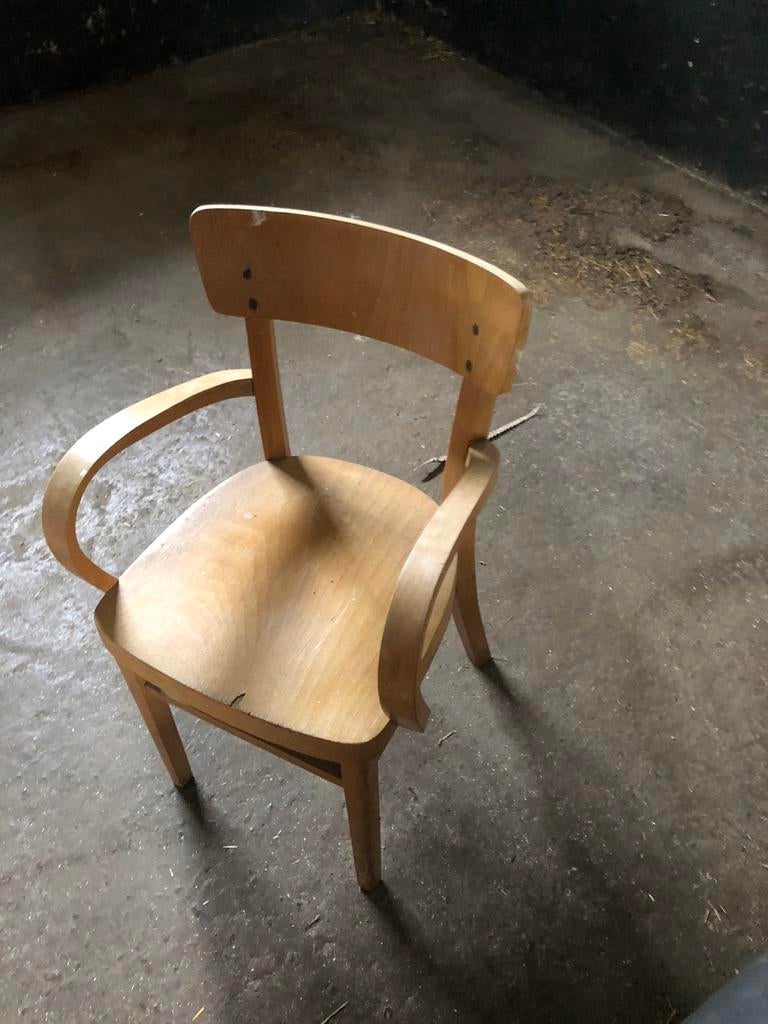 Gratis kinderstoel, Ophalen of Verzenden, Zo goed als nieuw, Hout, Cd's
