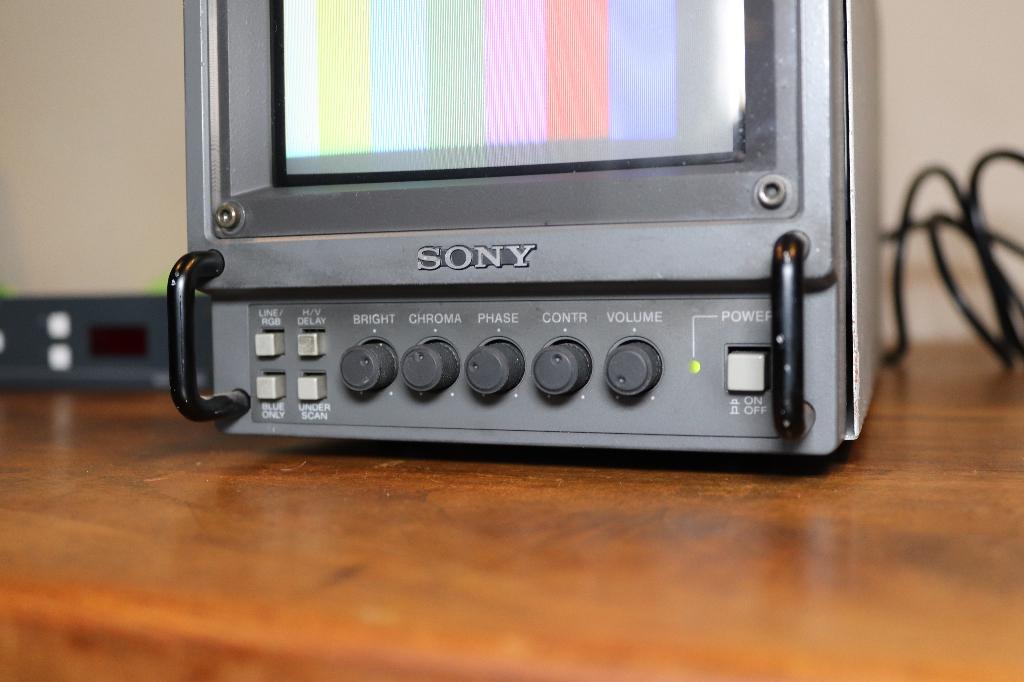 Sony PVM-6041QM Trinitron CRT Monitor, Ophalen of Verzenden, Gebruikt, Minder dan 40 cm, Sony