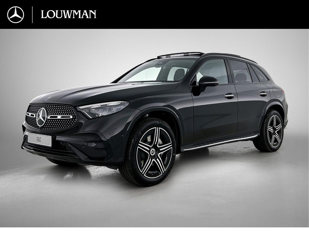 Mercedes-Benz GLC 300e 4MATIC Sport Edition | Premium pakket, Auto's, Mercedes-Benz, Automaat, Zwart, Plug-in hybride, 313 pk