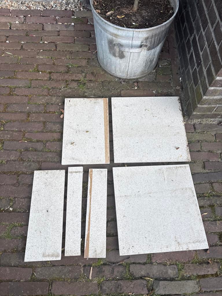 Restant tegels badkamer 30x30 en reststukken, Ophalen, Keramiek, Nieuw, 20 tot 40 cm