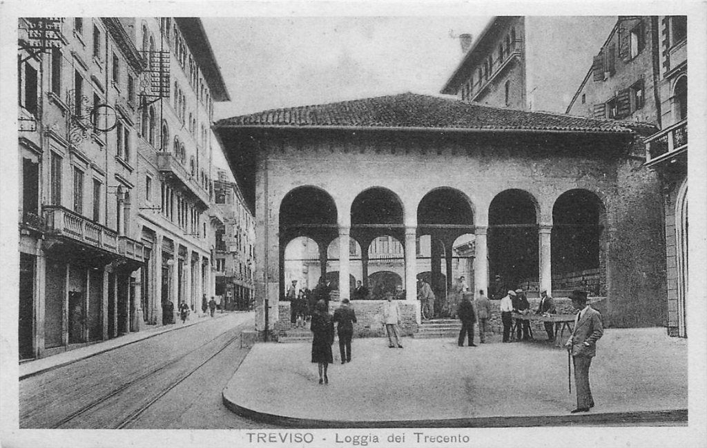 379-102-033 Treviso Loggia dei Trecento, Verzenden, Voor 1920, Frankrijk