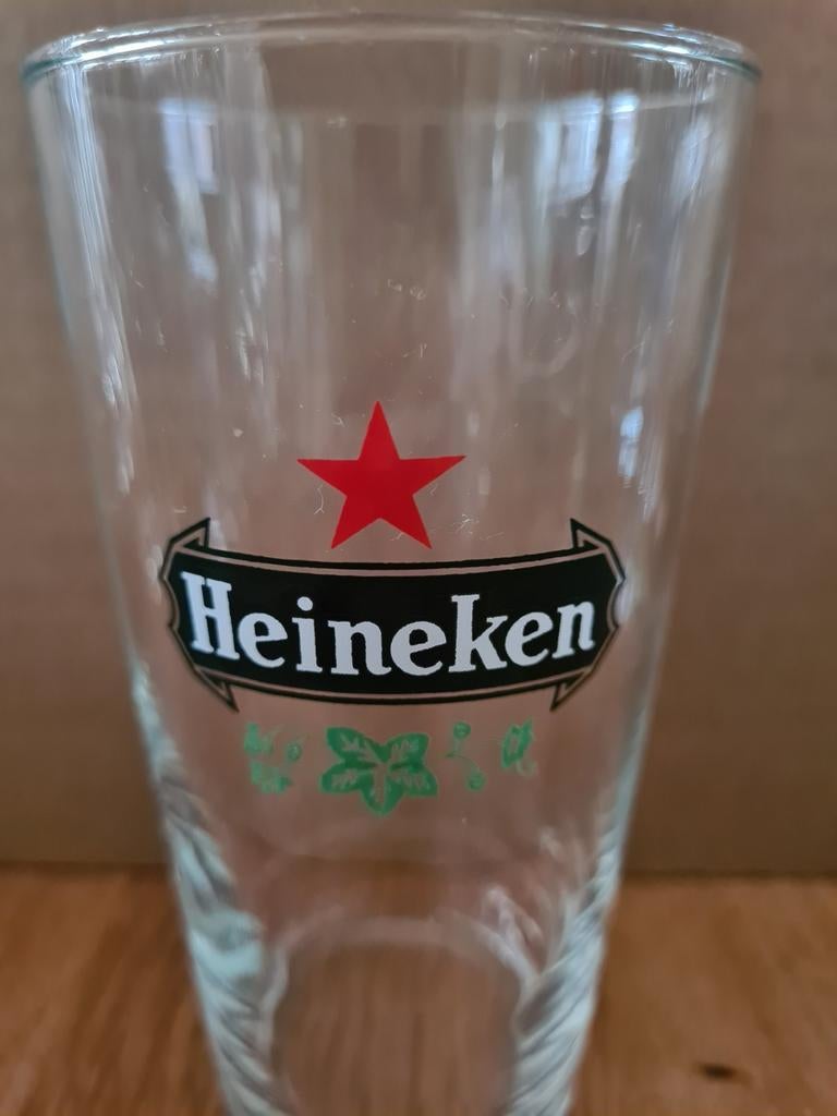 Oud Heineken glas jaren 60, Ophalen of Verzenden, Zo goed als nieuw, Glas of Glazen, Heineken