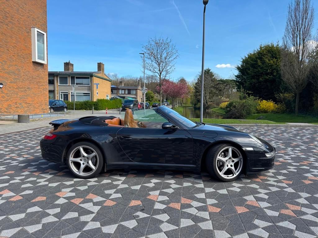 Porsche 911 Cabrio 3.6 Carrera - NL-Auto - Dealer onderhoude, Auto's, Porsche, Automaat, Achterwielaandrijving, Gebruikt, 4 stoelen