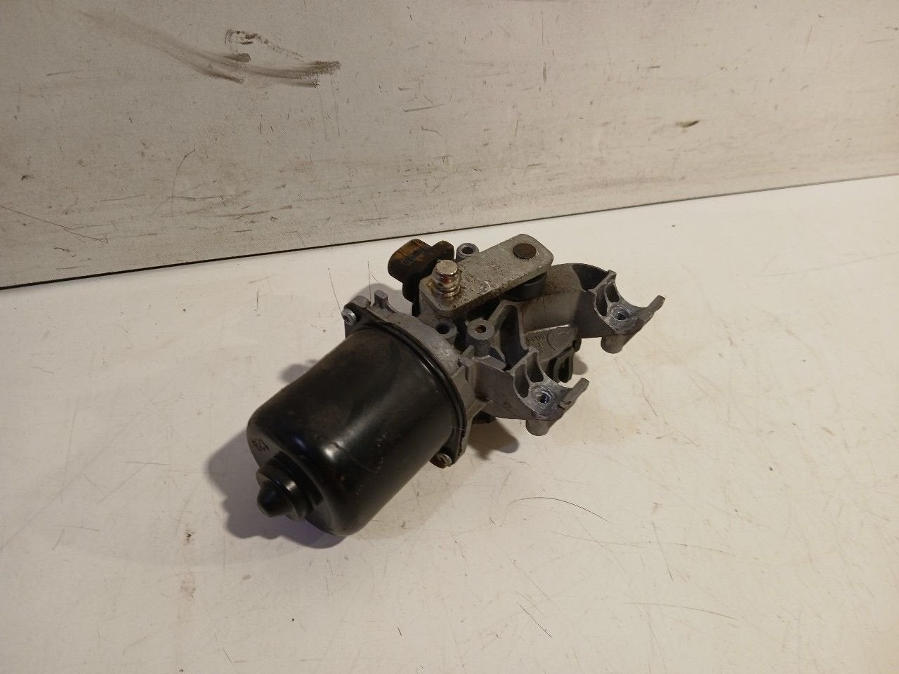 Ruitenwissermotor voor Renault Clio, Onderdelen@venauto.nl, Van der Ven Autorecycling B.V., Gebruikt, Ettenseweg 76, 4706 PB Roosendaal, The Netherlands