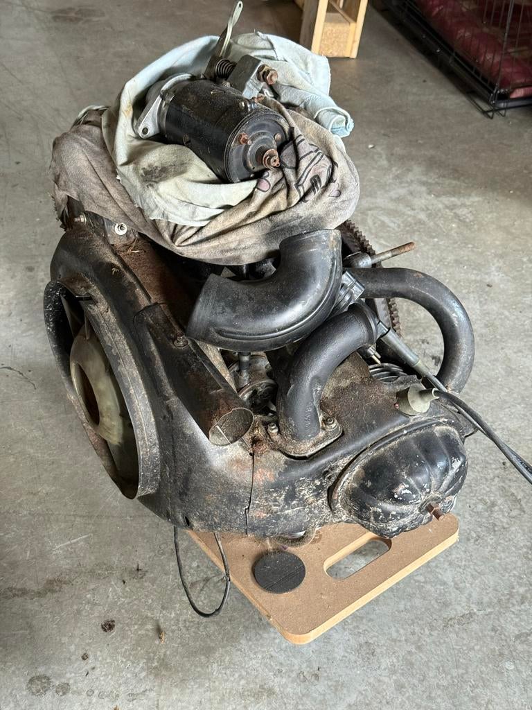 2CV motorblok met startmotor en aanzuigmof, Ophalen, Gebruikt, Citroën
