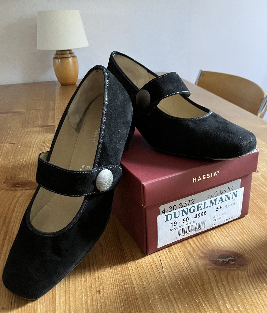Ballerina 38,5 / 5,5 met bandje en hak van Hassia, Hassia, Verzenden, Zwart, Ballerina's