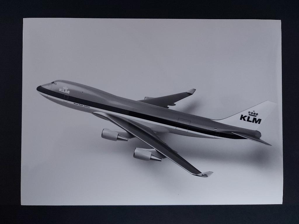 Foto van een model van de KLM Boeing 747 (F950), Ophalen of Verzenden, Zo goed als nieuw, Kaart, Foto of Prent