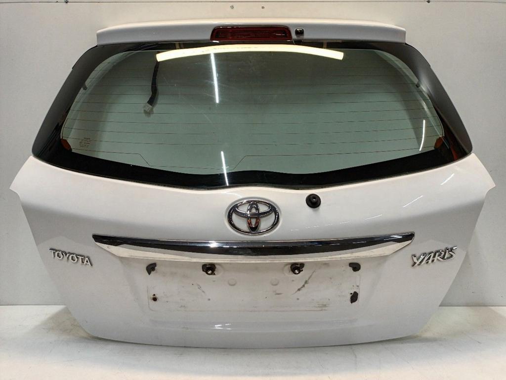 Achterklep Toyota Yaris, Onderdelen@venauto.nl, Van der Ven Autorecycling B.V., Gebruikt, Ettenseweg 76, 4706 PB Roosendaal, The Netherlands