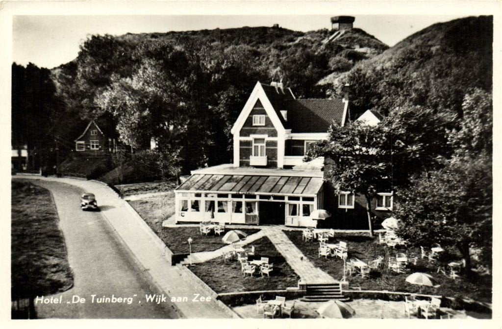 Hotel De Tuinberg, Wijk aan Zee - 1955 gelopen, Verzenden, 1940 tot 1960, Gelopen, Noord-Holland