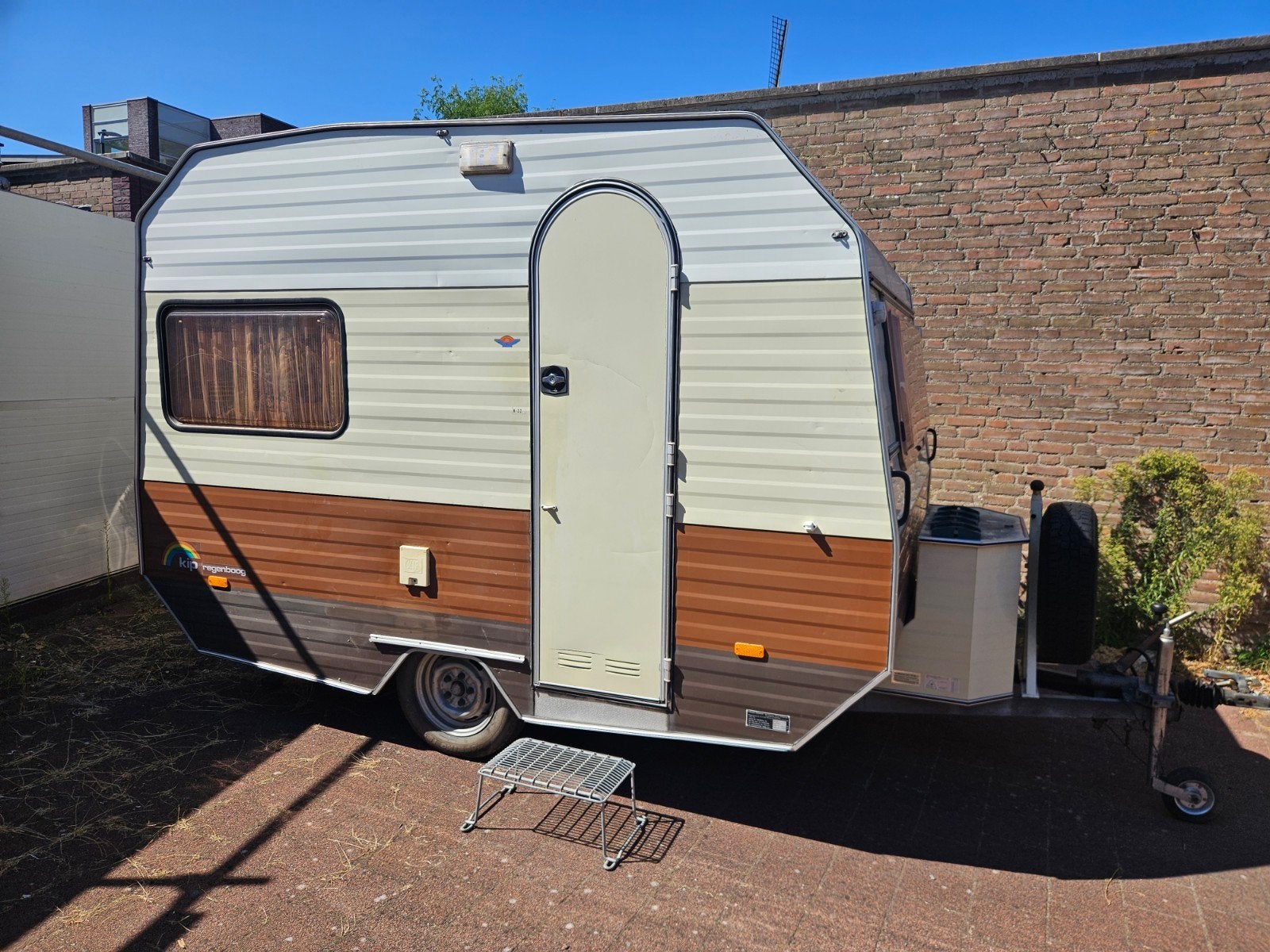 Kip Regenboog 320 oldtimer caravan retro 1980, Ophalen, Huis en Inrichting