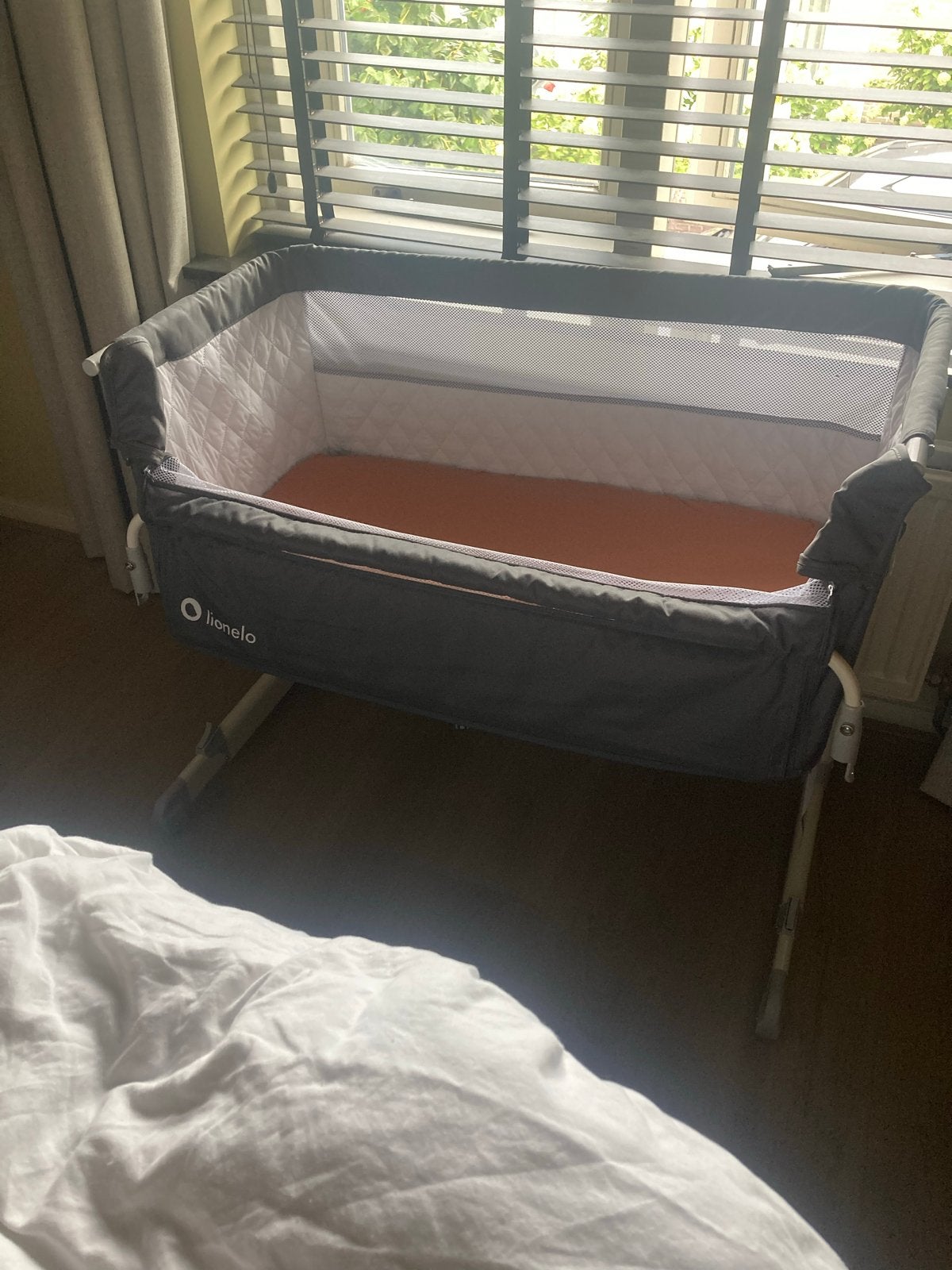Lionelo Theo Co-Sleeper / Bijzetbedje, Kinderen en Baby's, Babywiegjes en Ledikanten, Ophalen, Gebruikt, Wieg