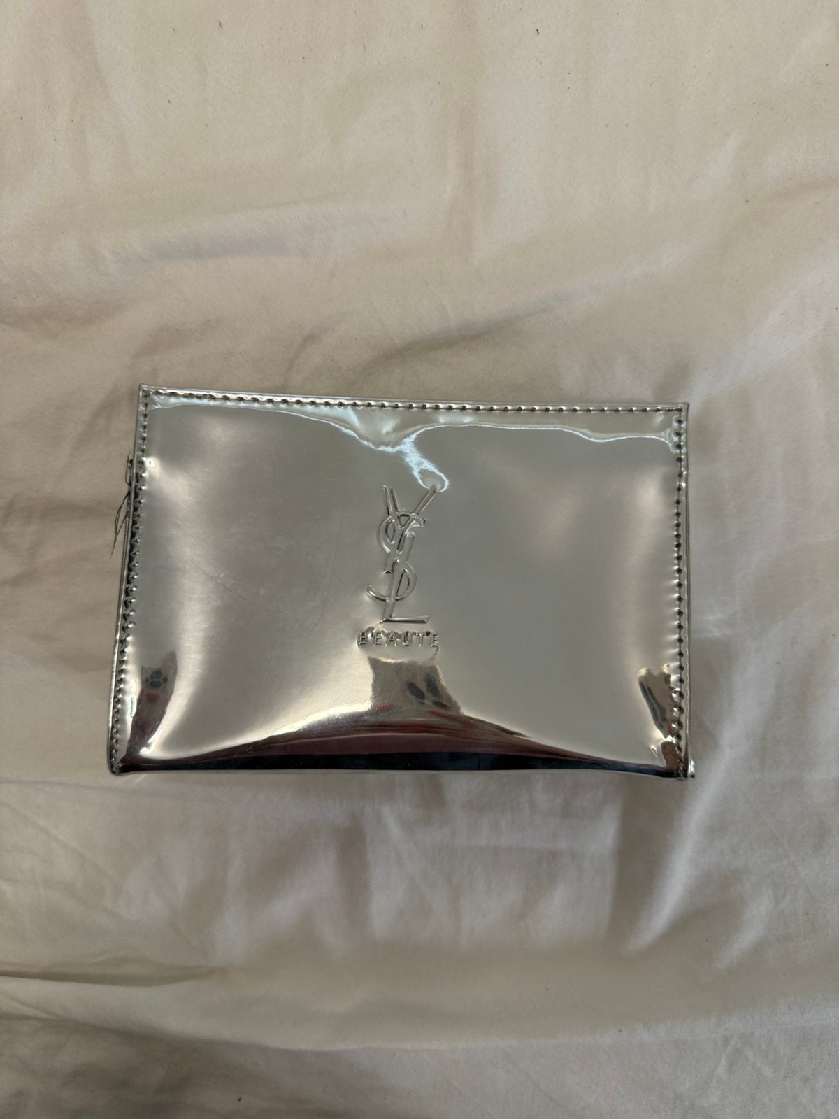 Yves saint laurant beauty pouch, Sieraden, Tassen en Uiterlijk, Ophalen of Verzenden, Zo goed als nieuw, Overige kleuren, Overige merken