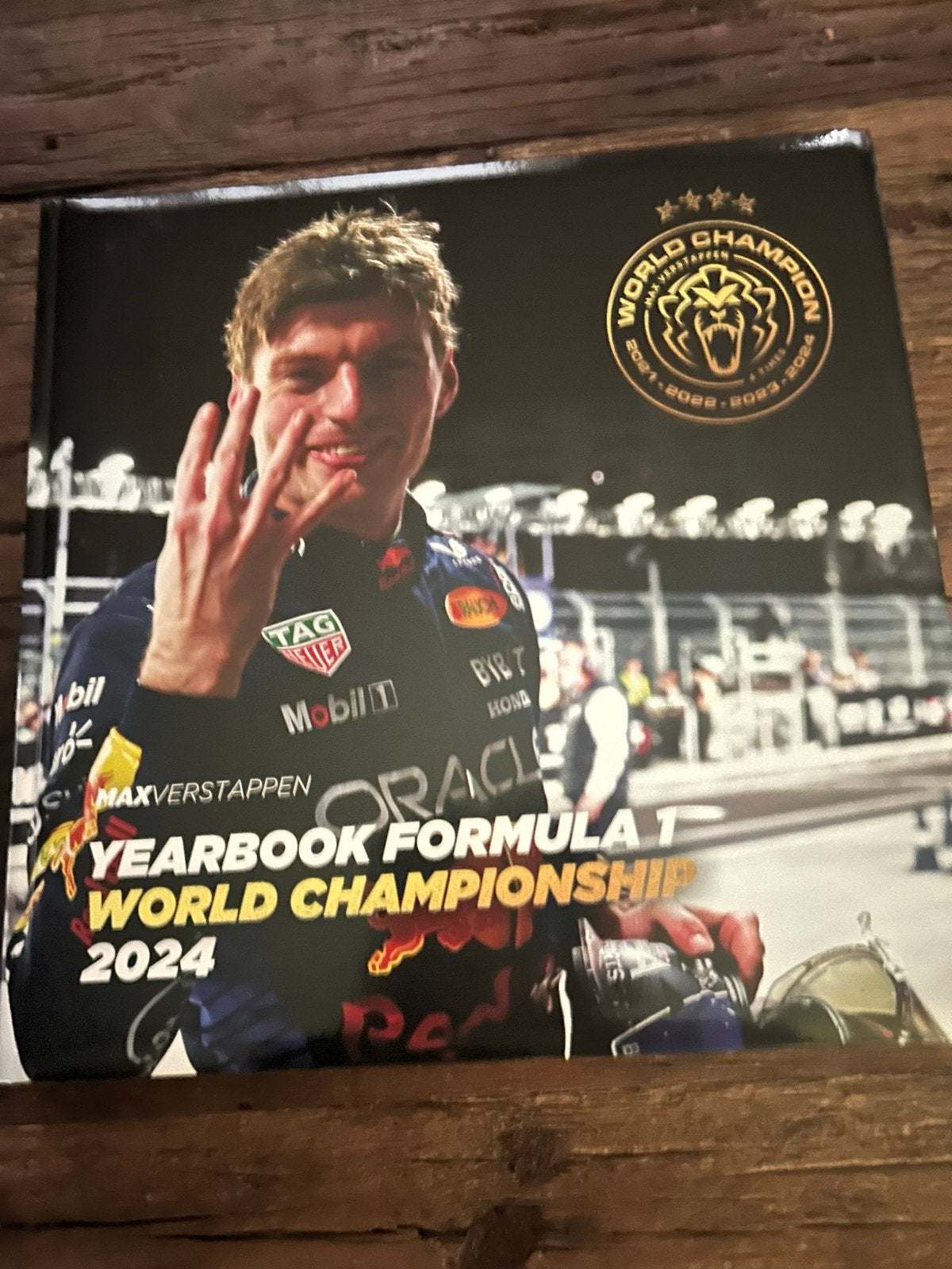 Max Verstappen Jaarboek Formule 1 Wereldkampioenschap 2024, Ophalen of Verzenden, Nieuw, Formule 1