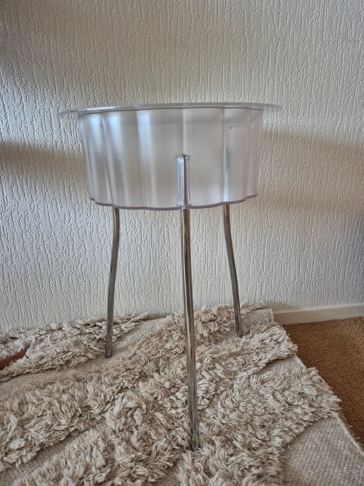 retro Ikea bijzettafel transparante vintage tafel Hatten, Ophalen, Rond, Minder dan 55 cm
