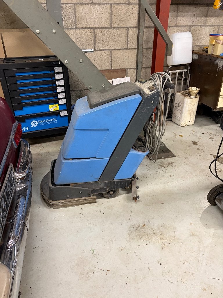 GARAGE INVENTARIS, Auto diversen, Ophalen