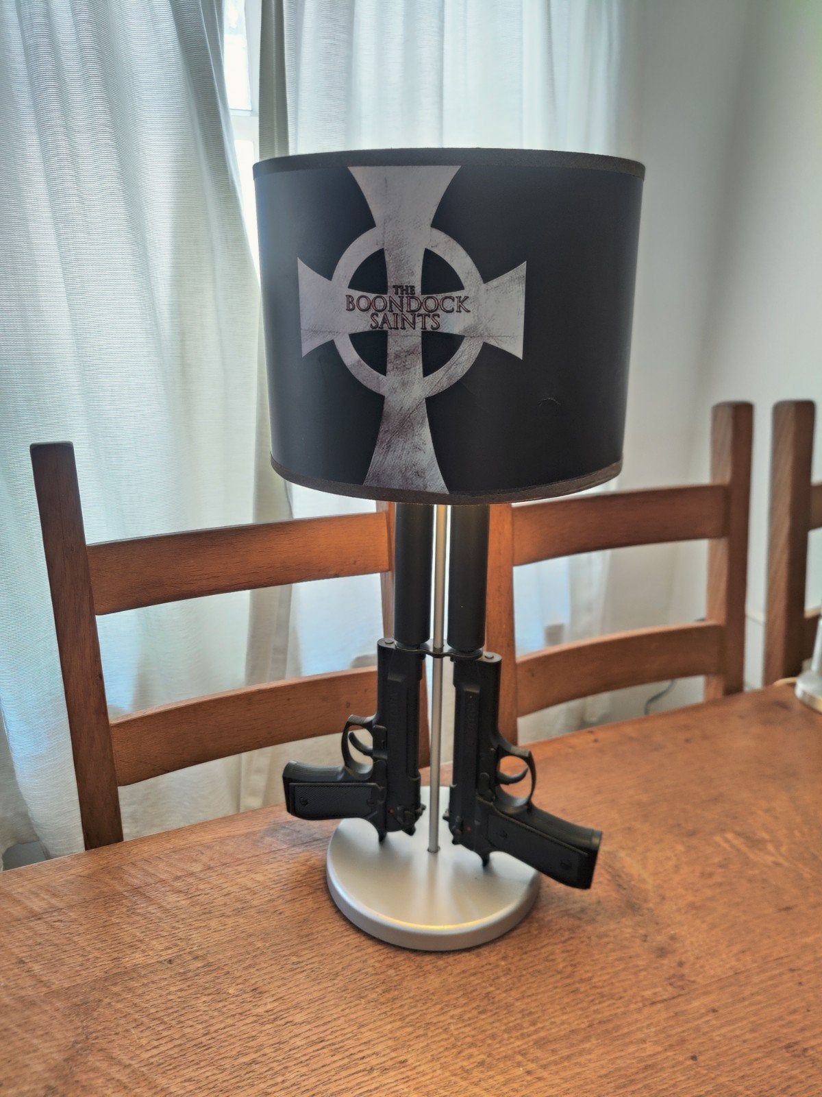 Boondock Saints lamp - Uniek en moeilijk te vinden!, Met schakelaar, Gebruikt, Zwart, E14 (klein)