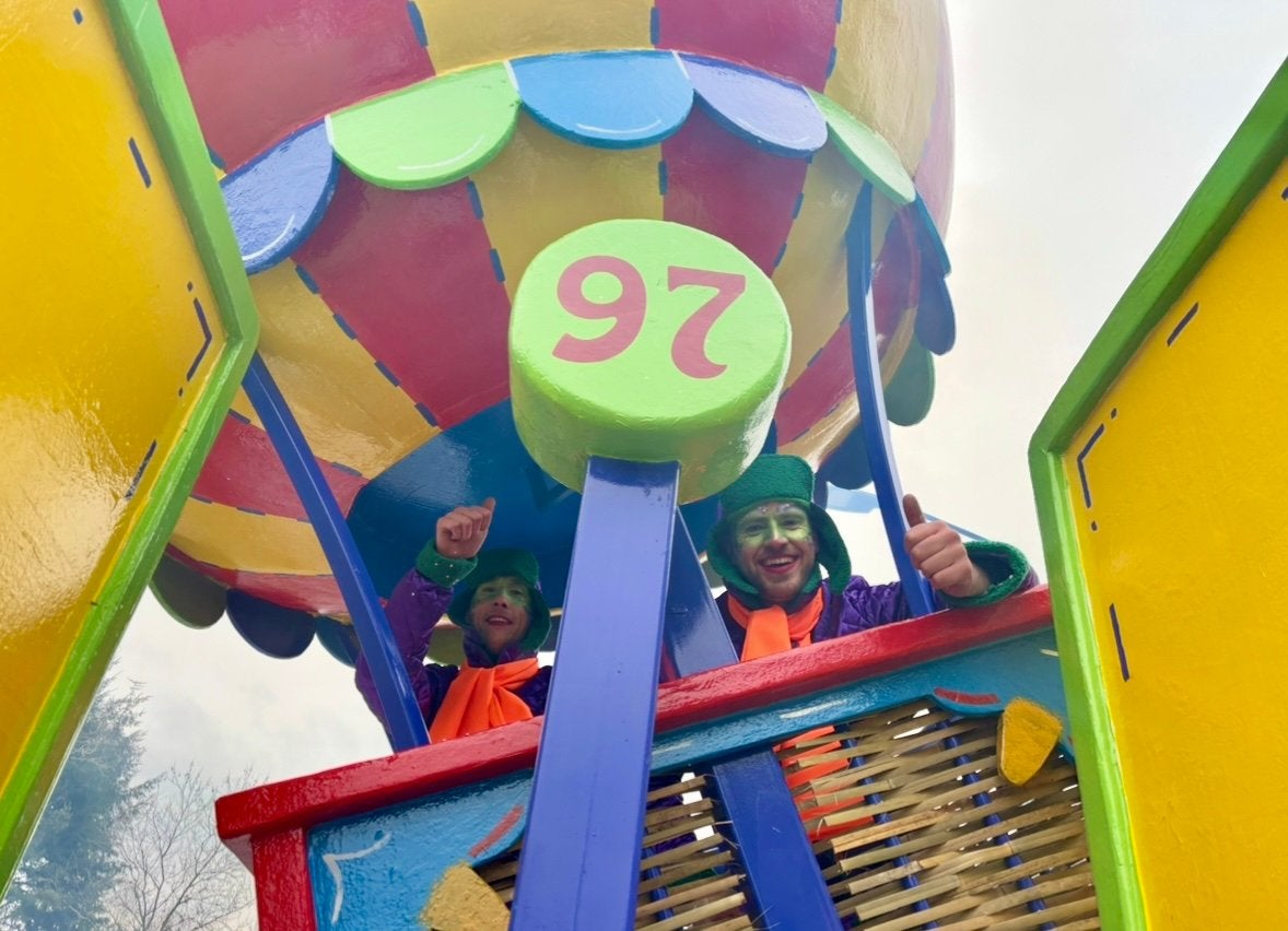 Foto 9 van Luchtballon carnaval carnavakswagen loopgroep optocht