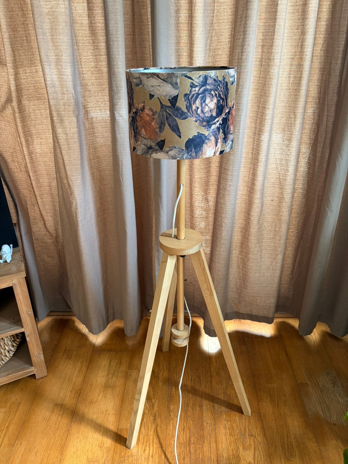 Mooie vloerlamp driepoot, Huis en Inrichting, Ophalen, Zo goed als nieuw, 150 tot 200 cm