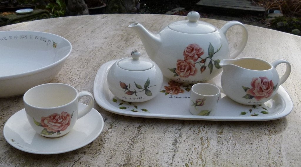 Jet a Rose is a Rose Theepot Mok Dienblad Roomstel, Nieuw, Ophalen of Verzenden, Modern, Jet by Ter Steege