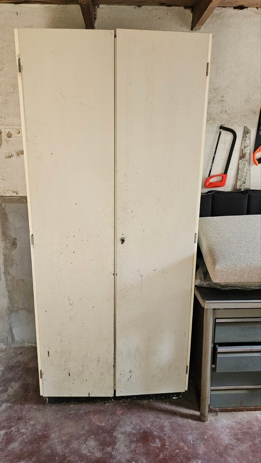 GRATIS 3x Grote opbergkast met planken en hangruimte, Ophalen, Met deur(en), Gebruikt, 200 cm of meer