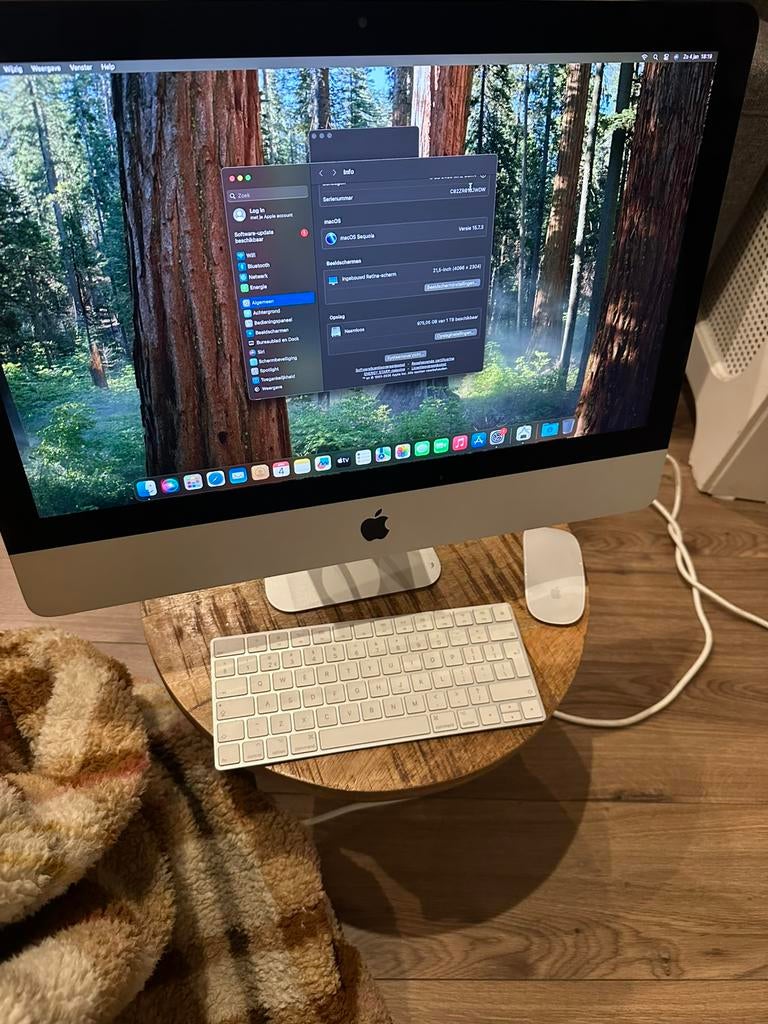 Apple iMac 21inch Retina 4K 2019 zonder muis en toetsenbord, Computers en Software, Ophalen of Verzenden, Zo goed als nieuw, IMac