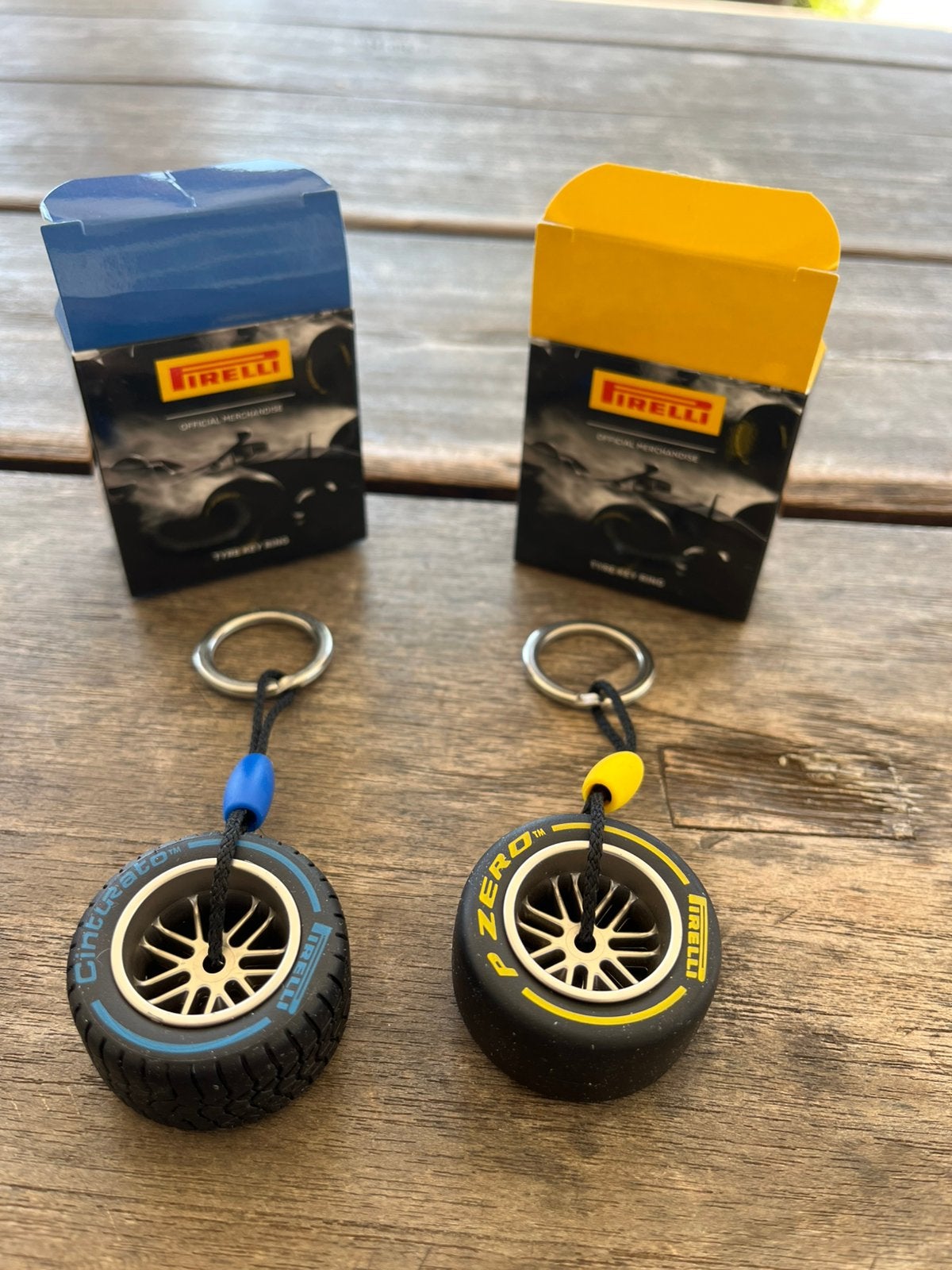 Originele Pirelli sleutelhanger band en velg. Nieuw., Ophalen of Verzenden, Nieuw, Merk