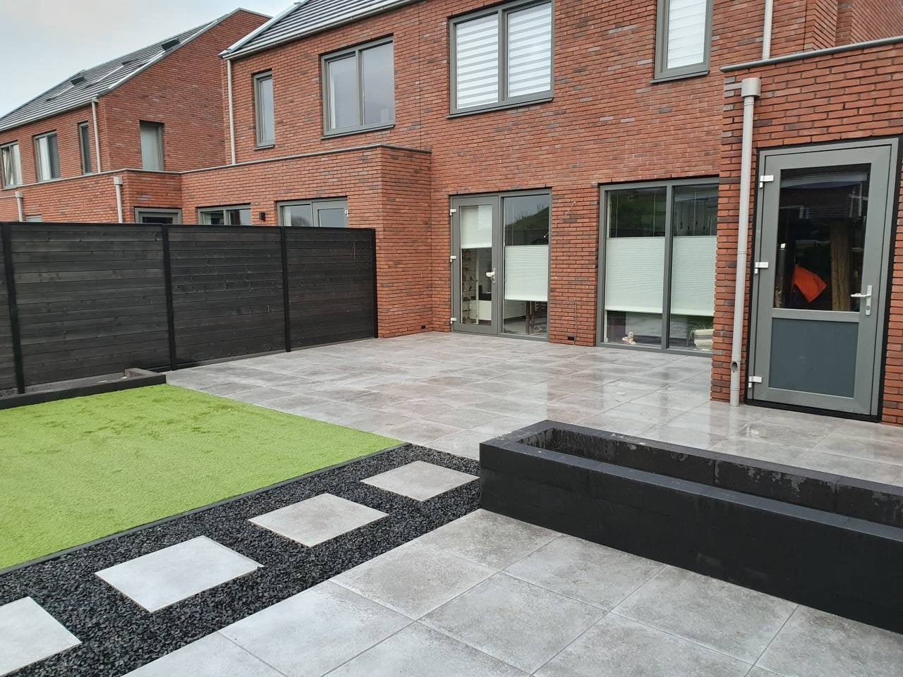 Professionele Tuinaanleg Bestrating  Keramische tegels, Nieuw, 10 m² of meer, Vloertegels, Overige materialen