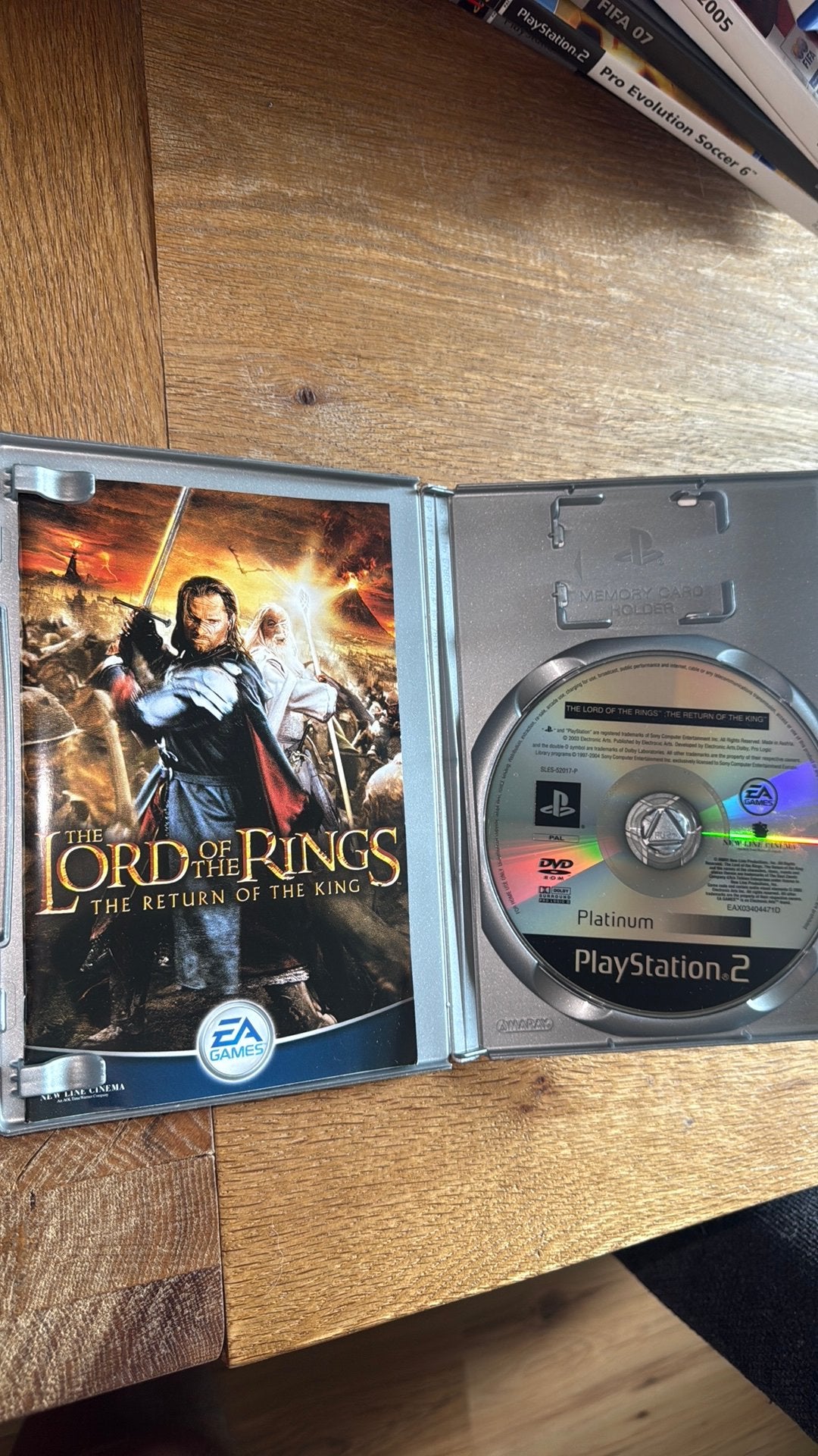 Lord of the rings the return of the king ps2 game, Ophalen of Verzenden, Zo goed als nieuw