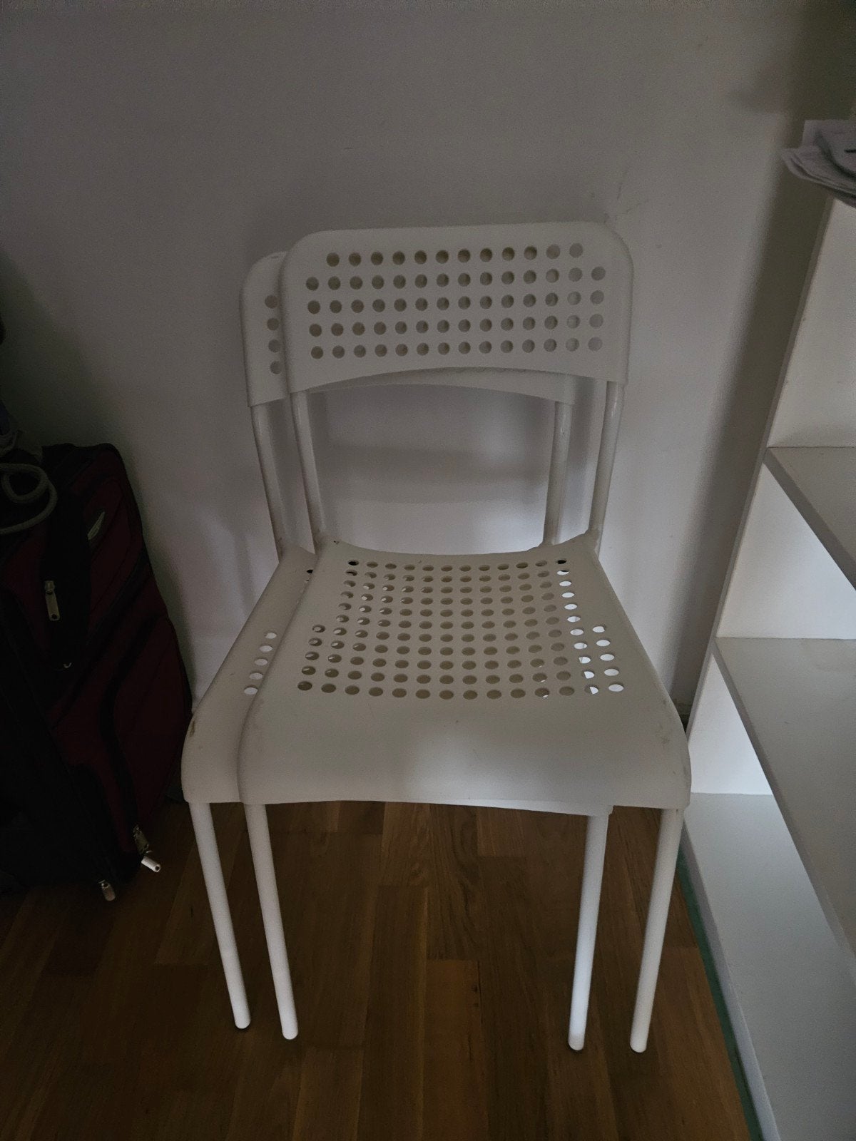 white dining or desk chairs, Huis en Inrichting, Ophalen, Kunststof, Gebruikt, Modern, functioneel