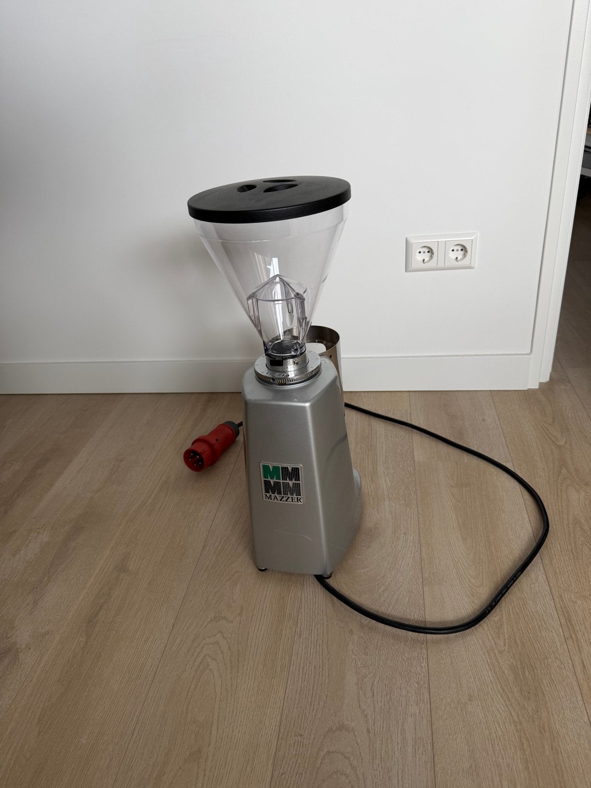 Mazzer Luigi Super Jolly Vlakke Maalschijven Koffiemolen, Ophalen, Gebruikt
