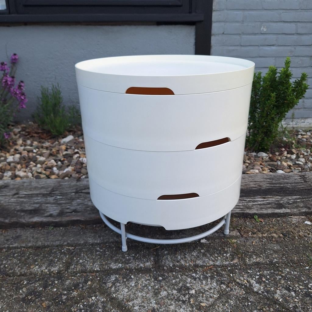 Ikea PS model opberg-bijzettafel Richards Brill A. Williams, Ophalen, Minder dan 45 cm, Kunststof, Gebruikt