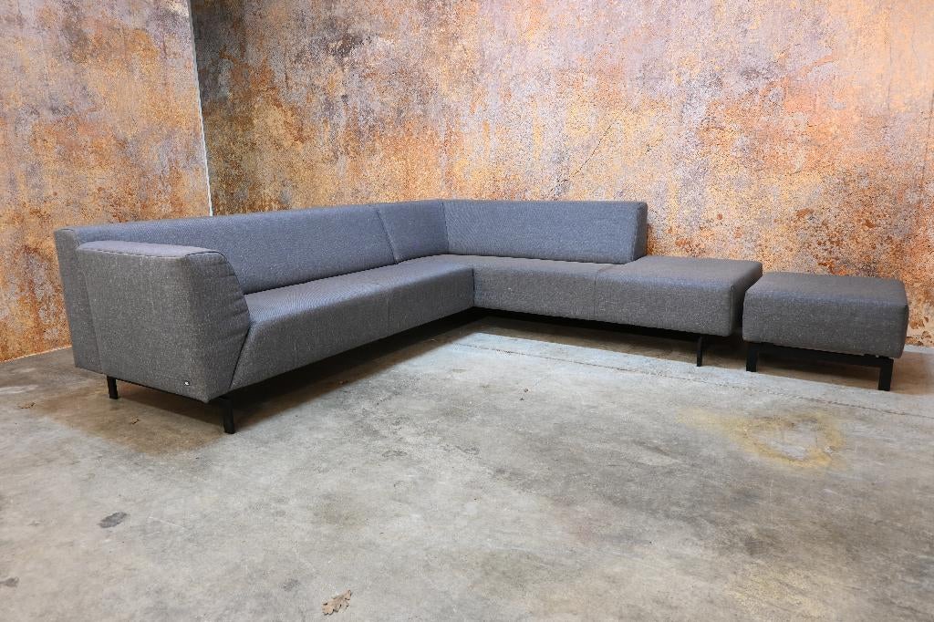 ZGANieuw Rolf Benz Linea design hoekbank met hocker