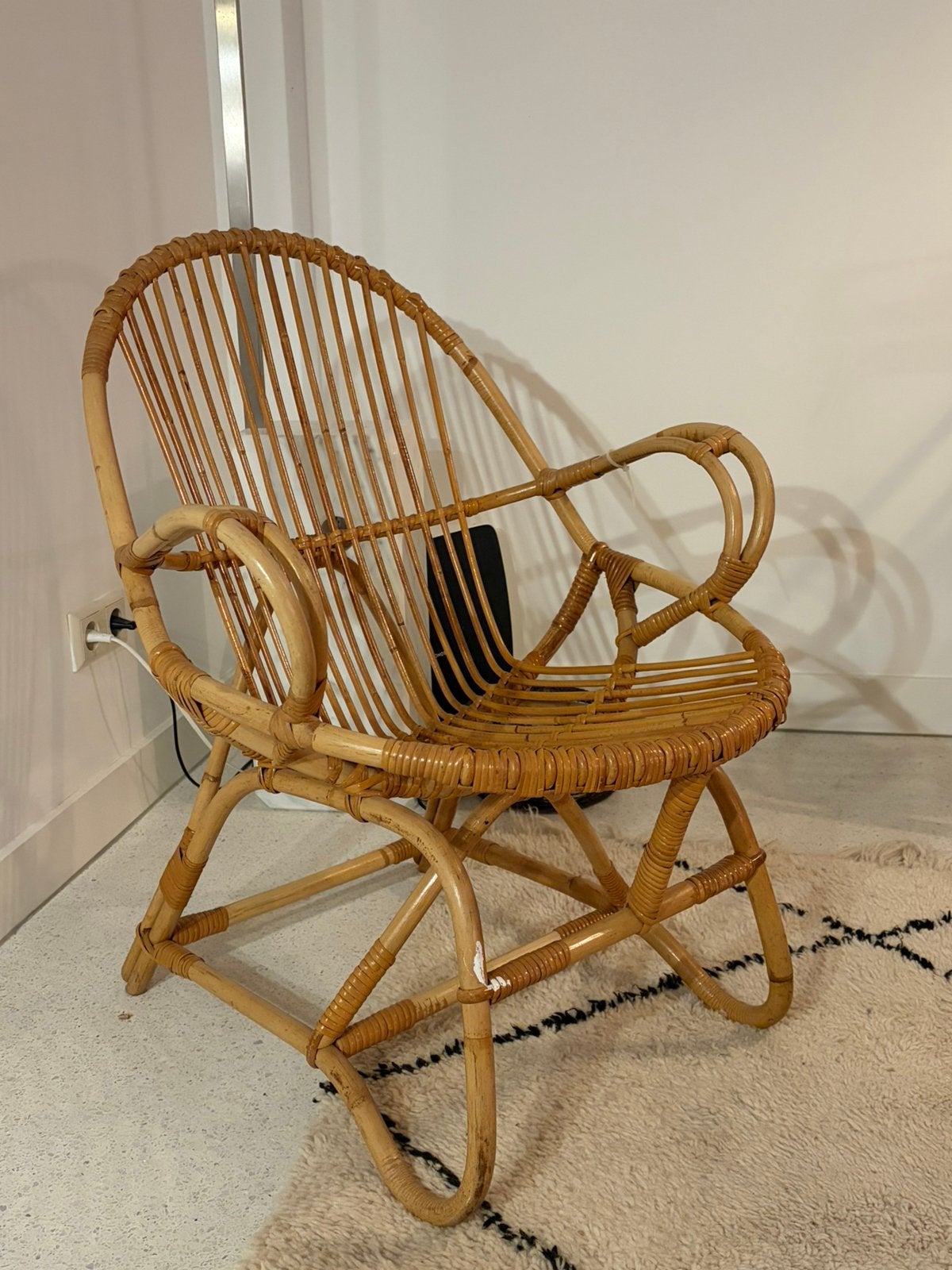 Vintage rieten rotan bamboe stoel, Ophalen of Verzenden, Zo goed als nieuw, Bruin, Eén