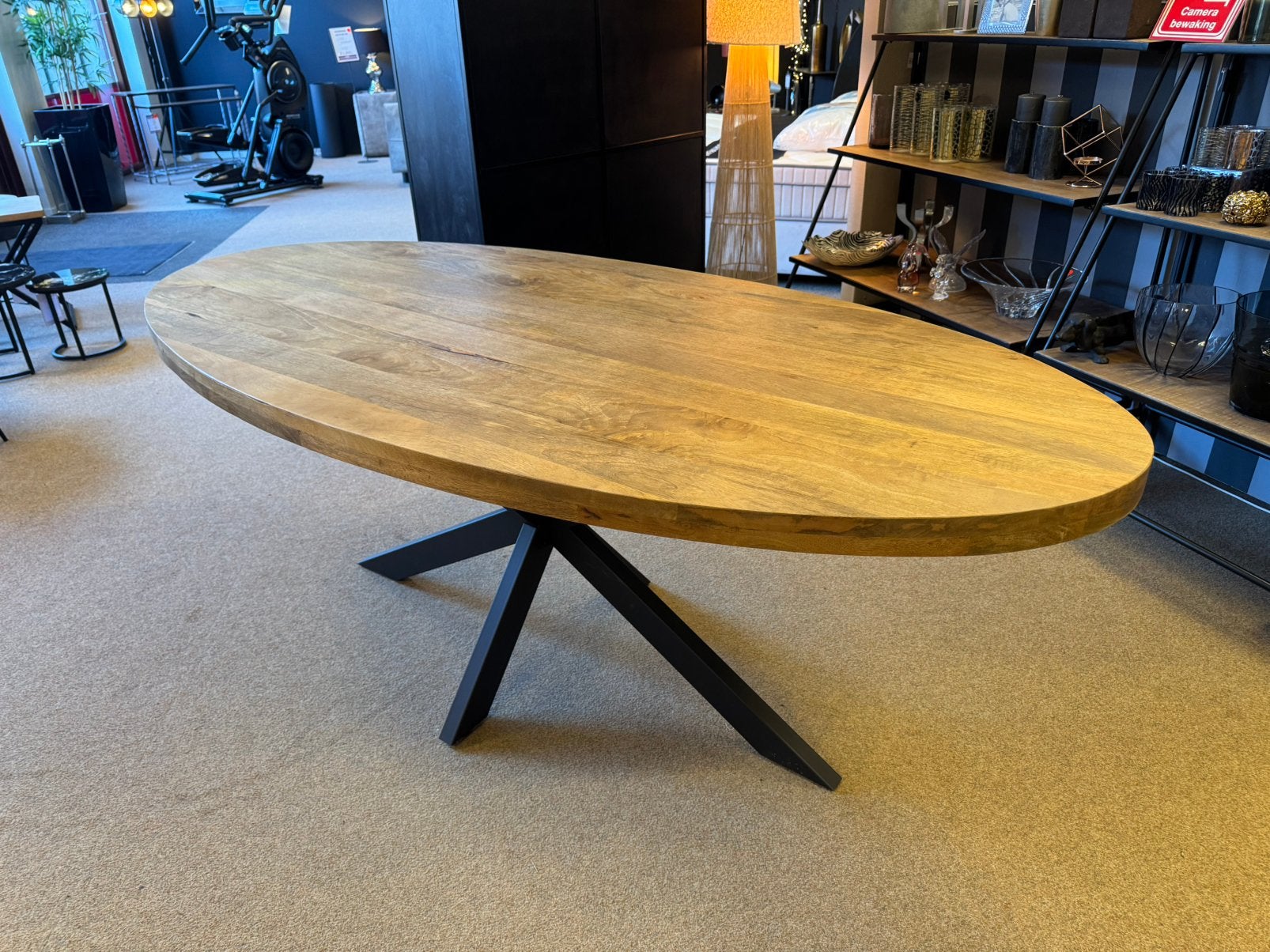 Eettafel ovaal 210x100 €349,-Mango Direct leverbaar E-7320, 50 tot 100 cm, Ovaal, Oliemolensingel 70, Ophalen