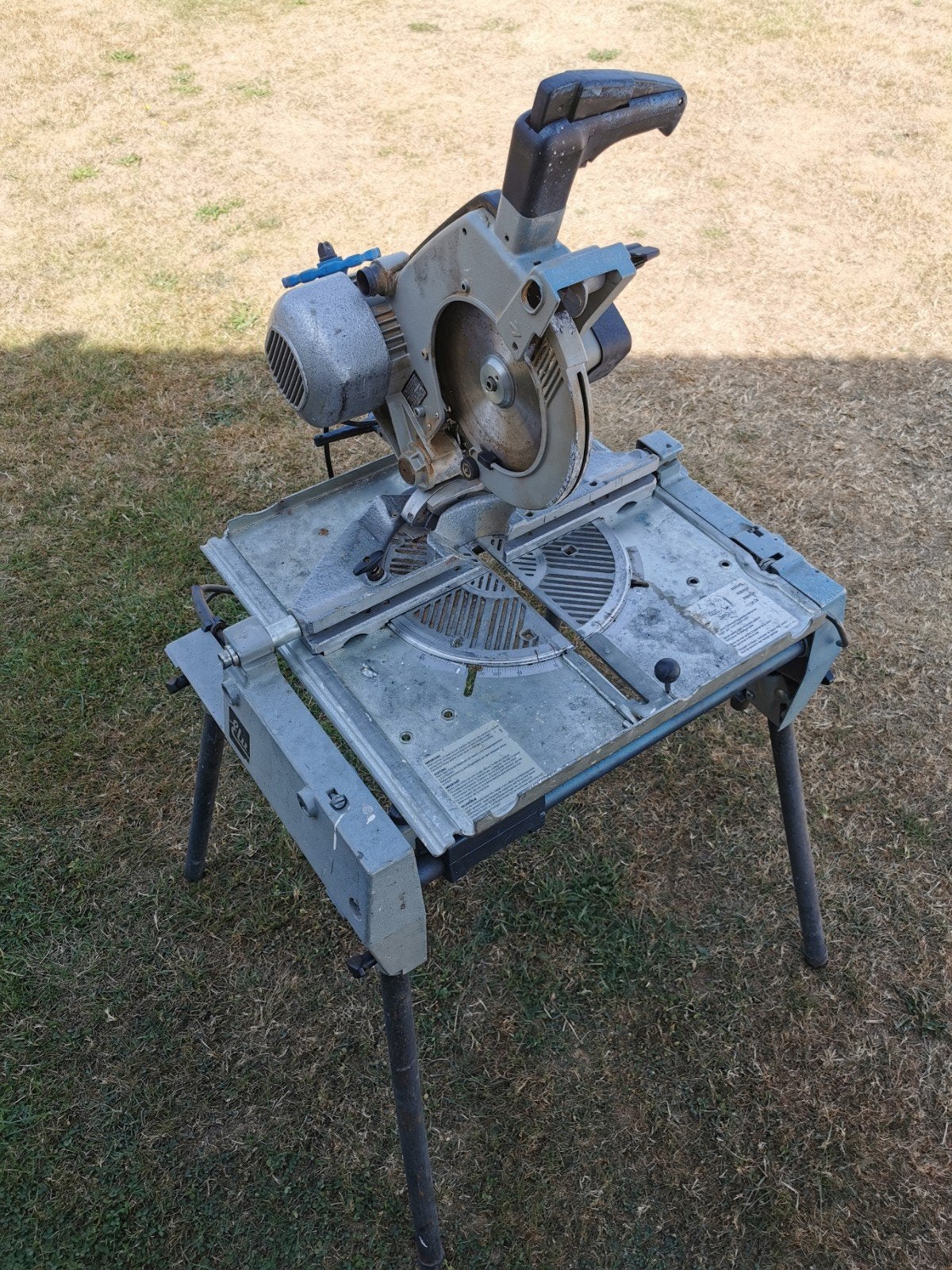 Elu Tgs173 flipover zaag, Ophalen, Gebruikt, 600 tot 1200 watt, Afkortzaag