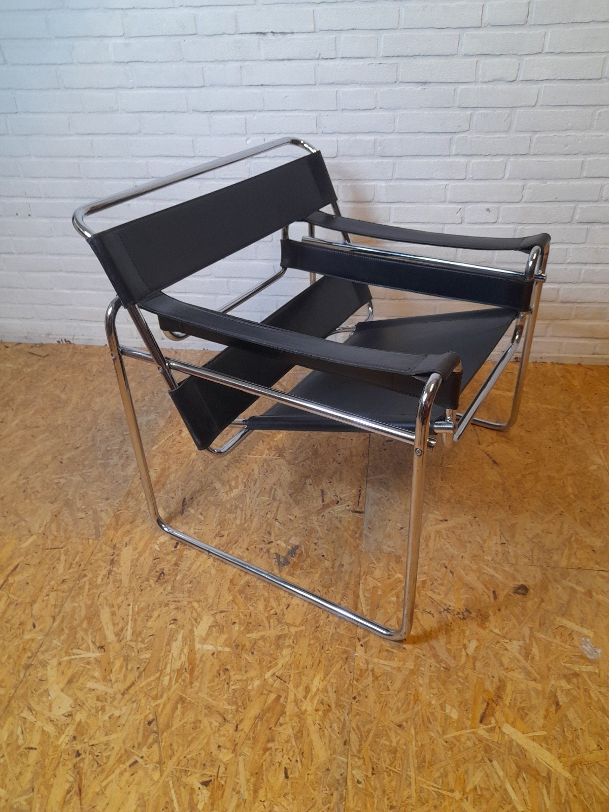 Wassily chair Marcel Breuer, Ophalen of Verzenden, Zo goed als nieuw, 75 tot 100 cm, 50 tot 75 cm