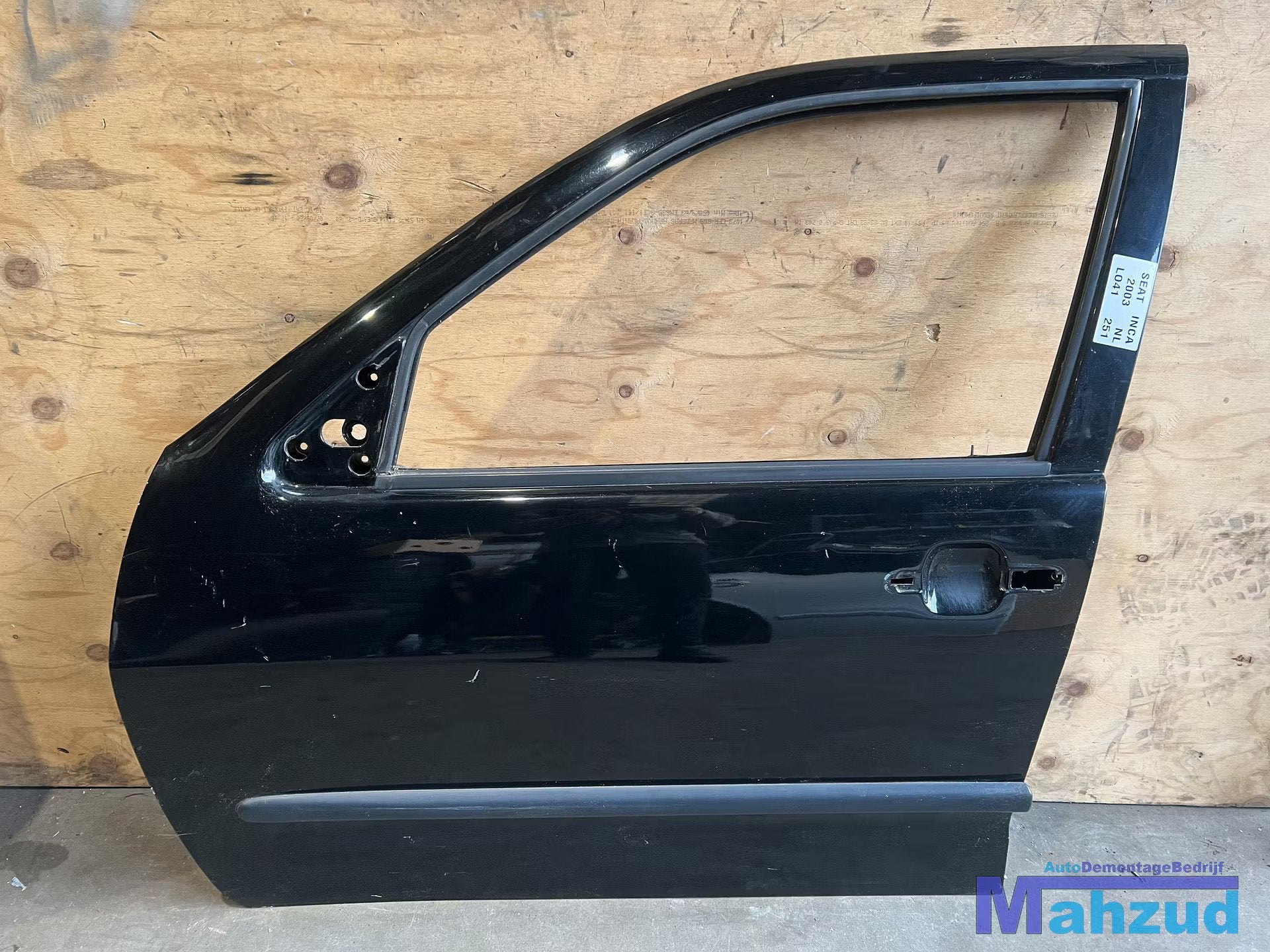 SEAT INCA 6K9 Zwart LO41 links voor deur portier, Gebruikt, Deur, Autovia A-2, Km 585 585
08760  Martorell, ES, Voor
