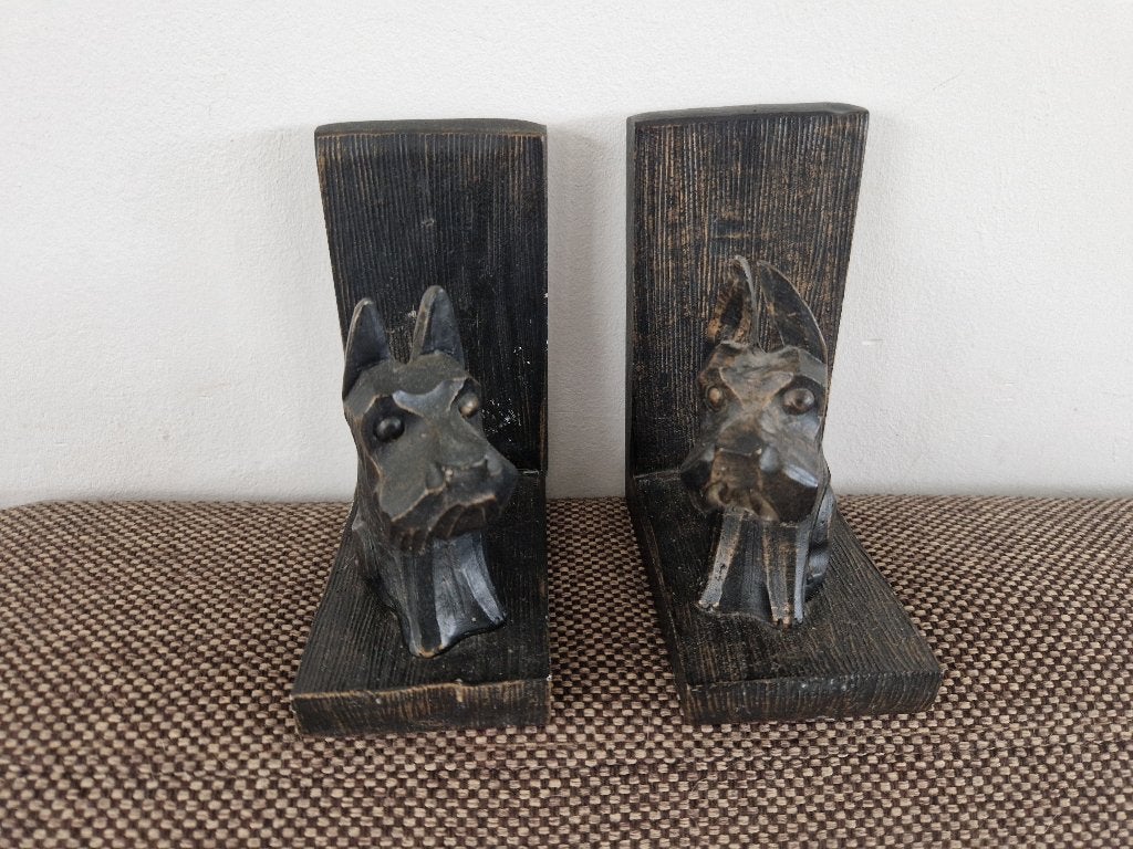 Van giethars gemaakte schotse terrier boeksteunen, Ophalen of Verzenden, Zo goed als nieuw, Beeldje of Figuurtje