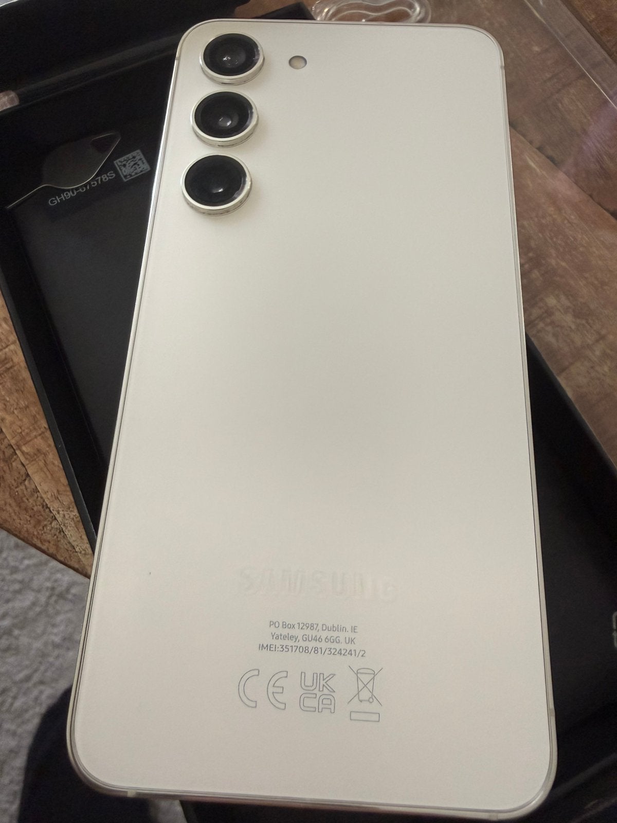 Foto 4 van Samsung S23 256gb cream zgan