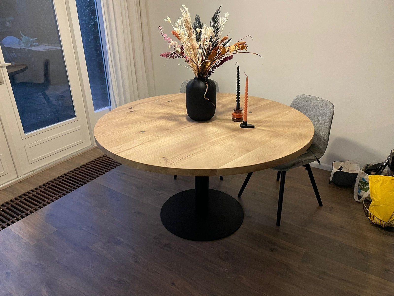Foto 20 van Eiken ronde eettafel tafel bureau GRATIS BEZORGD Eikenhout