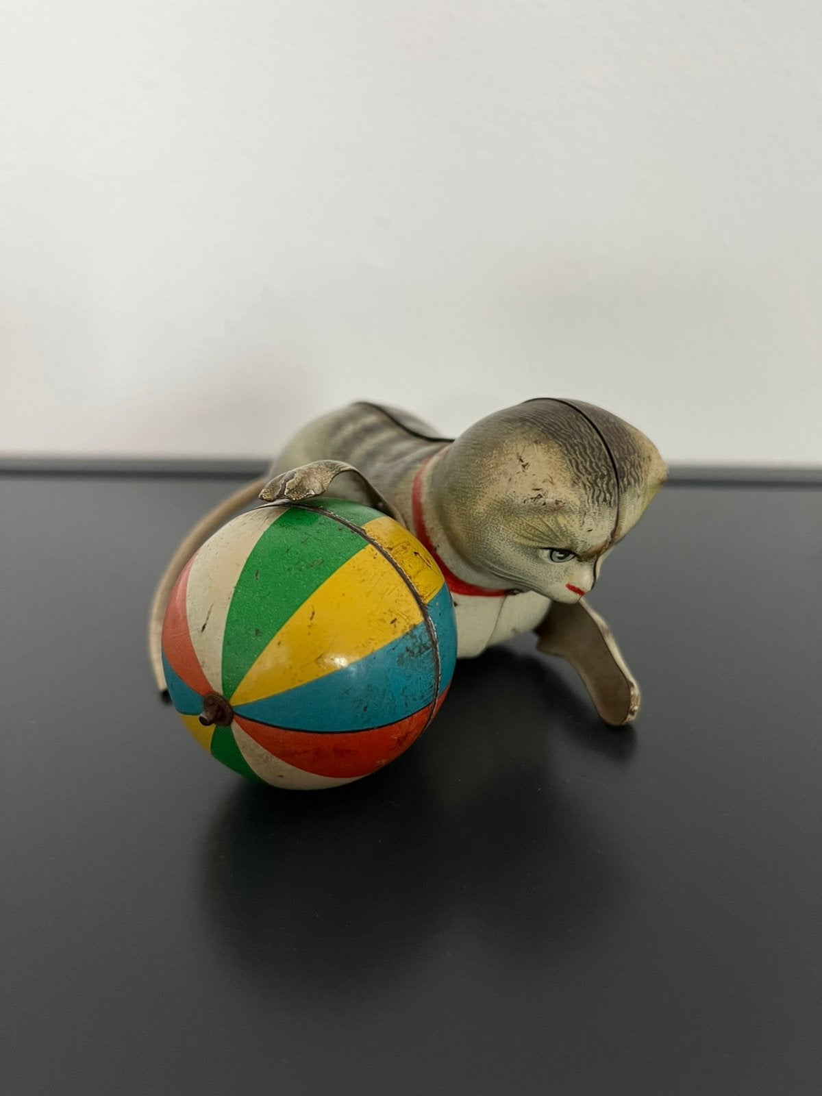 Kohler kat met bal, Ophalen of Verzenden