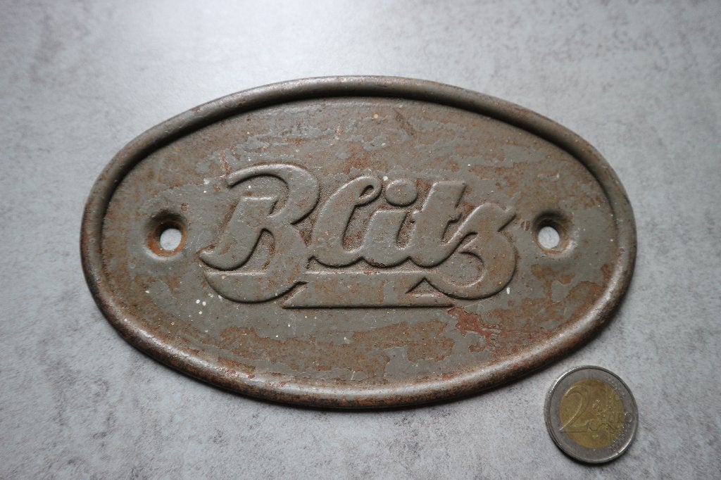 Opel Blitz embleem, Ophalen of Verzenden, Landmacht, Duitsland, Embleem of Badge