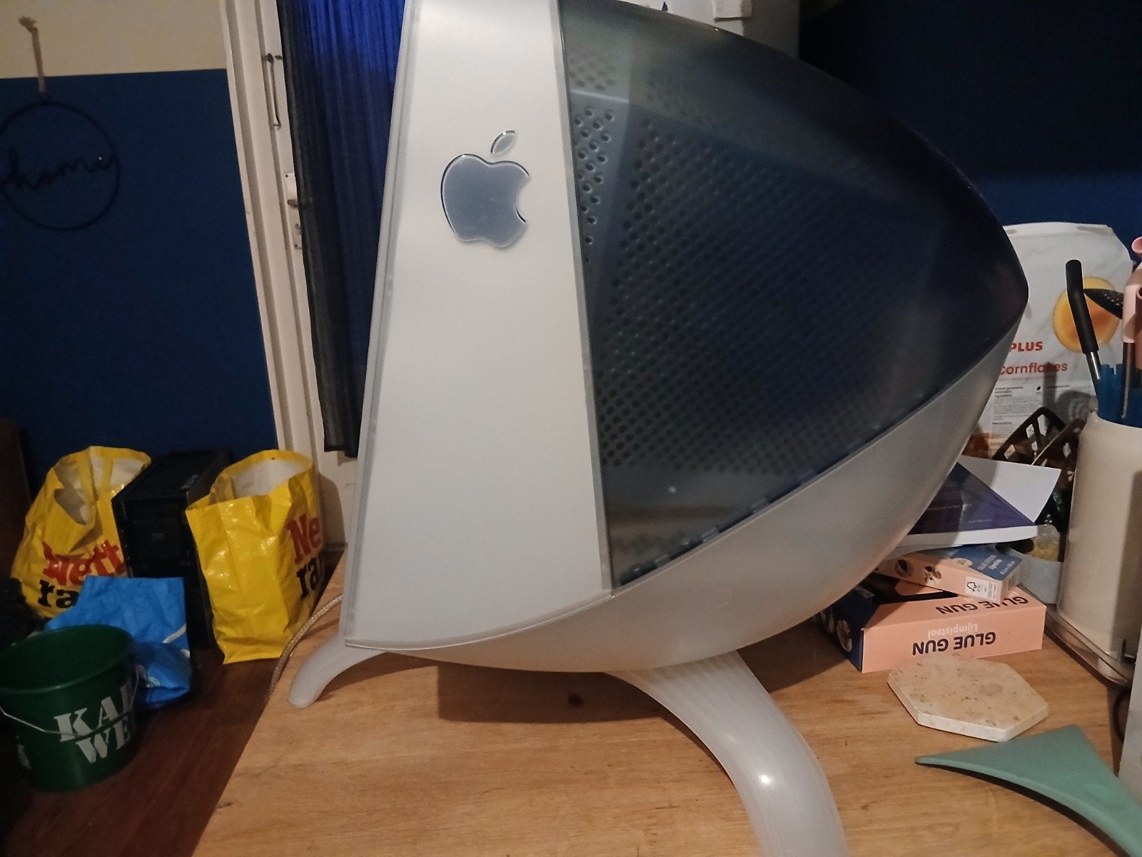 Foto 4 van Apple Studio Display 17-inch (M6496) - Vintage Monitor