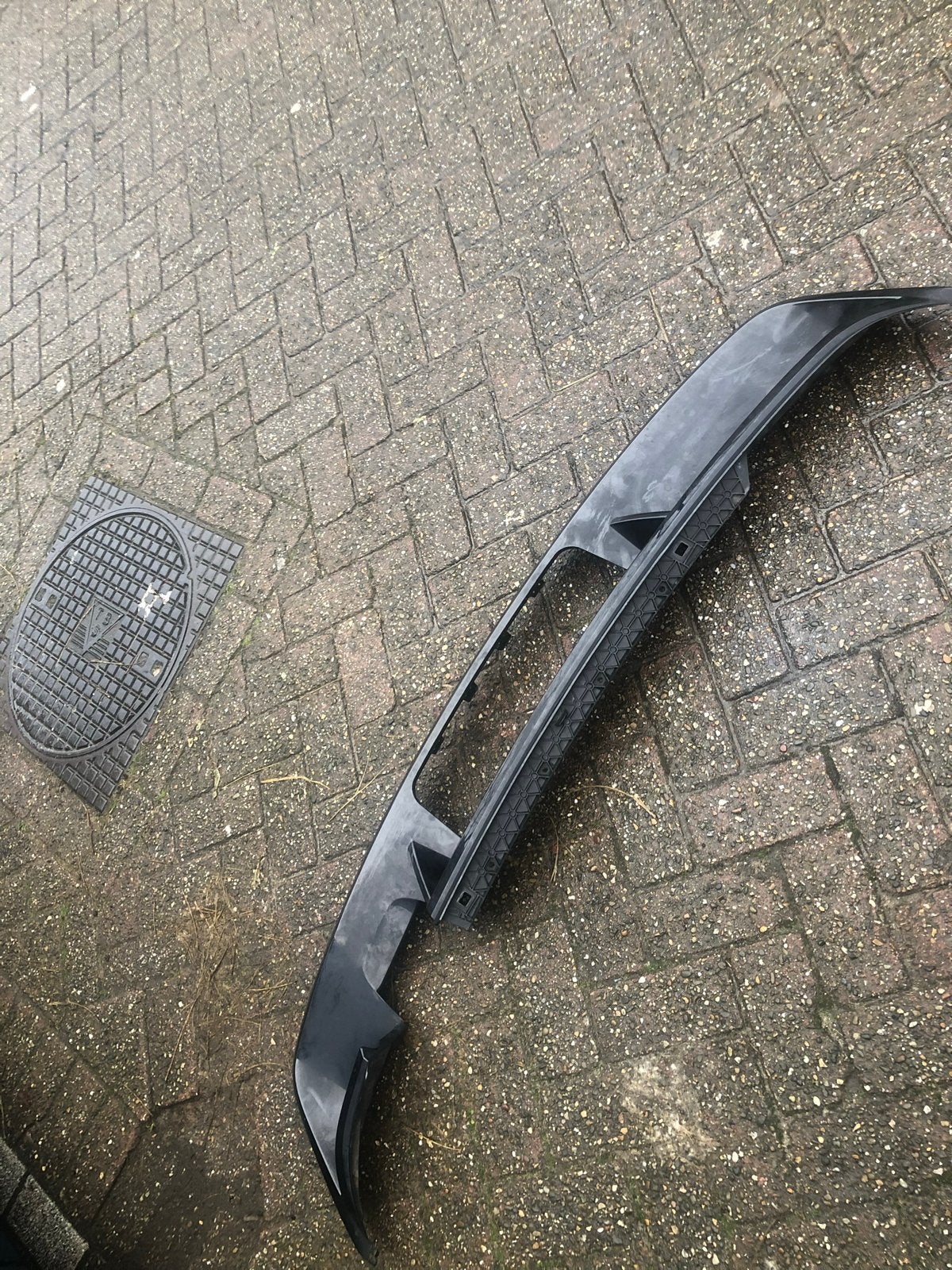 Vw Tiguan R line Diffuser 2016-2024, Auto-onderdelen, Gebruikt, Ophalen of Verzenden, Achter, Bumper