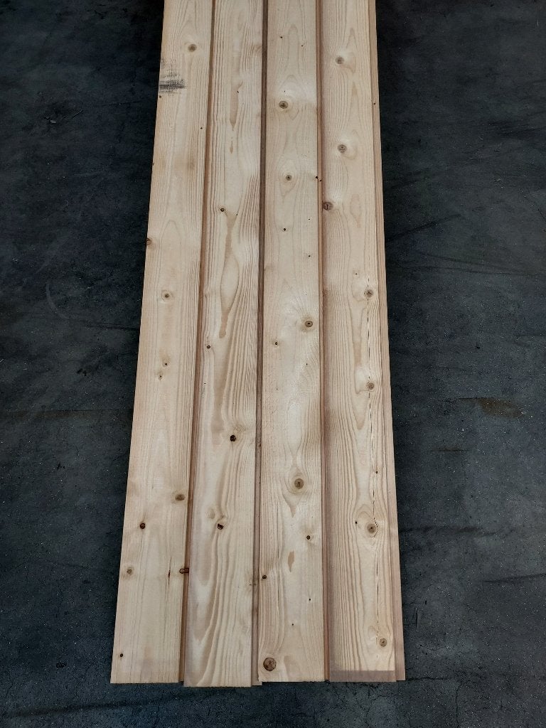 Fijnbezaagd vuren channeldelen, Ophalen, Nieuw, 250 cm of meer, Planken